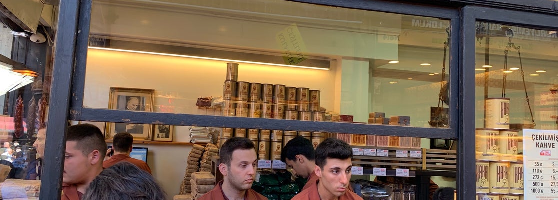 Kurukahveci Mehmet Efendi Mahdumları Coffee Shop in Fatih, İstanbul