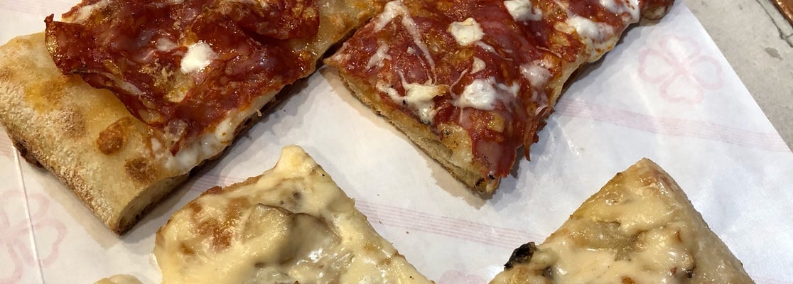 Re Di Roma Pizza Pizza Place in Roma