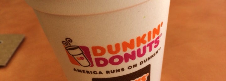 Dunkin' Donut Shop in Warren