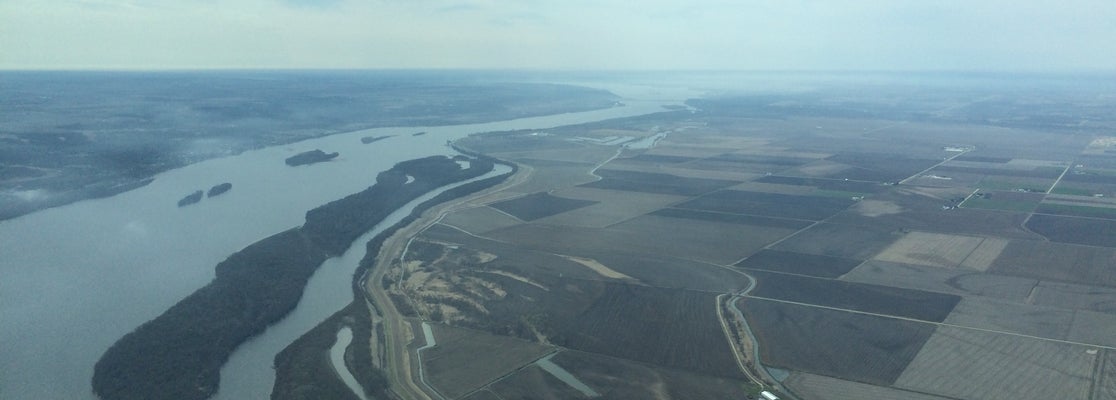 Southeast Iowa Regional Airport 2515 Summer St
