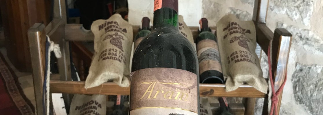 Ninova Süryani Ev Şaraplari Şarap Barı