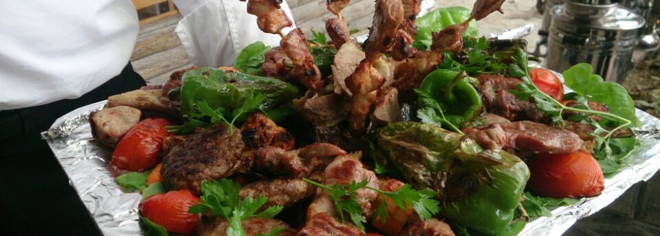 Esenbahçe Kuyu Kebabı Et Mangal Turkish Restaurant in Pirinççi