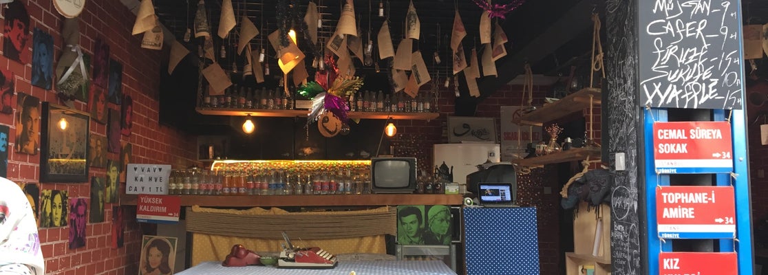Vav Kahve Üsküdar 3474 ziyaretçidan 31 tavsiye