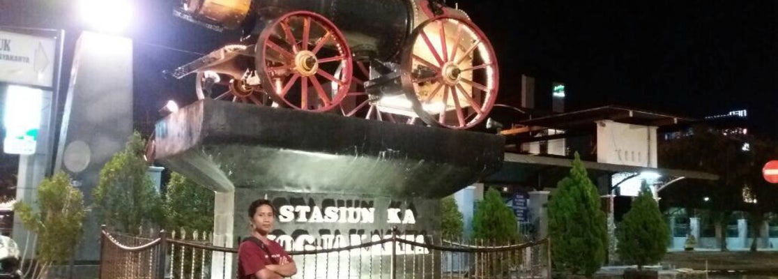 Stasiun Yogyakarta Tugu Yogyakarta, DI Yogyakarta