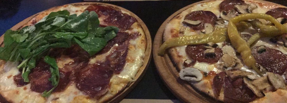 Pizza Locale (Jetzt geschlossen) Pizzeria