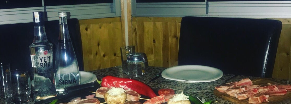 Çınar Kahvaltı Et Mangal Ve Nargile Evi (Artık Kapalı) Bornova, İzmir