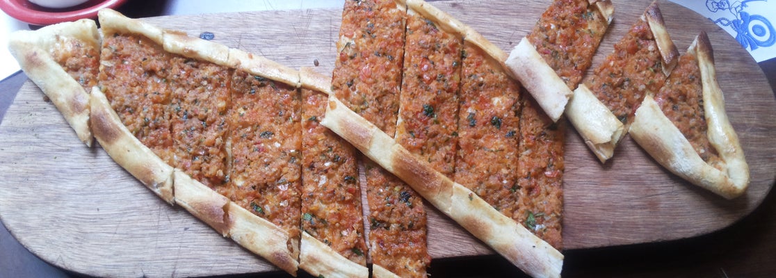 Halim Usta Altın Nazar Kebap ve Pide Salonu 3641 ziyaretçidan 78 tavsiye