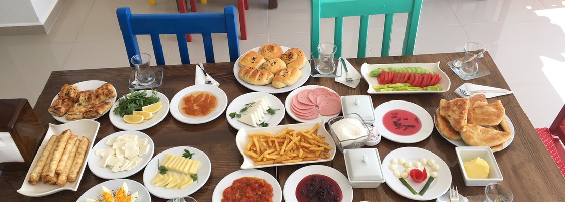 Papatya Cafe &amp; Ev Yemekleri Food Court in Kahramanmaraş