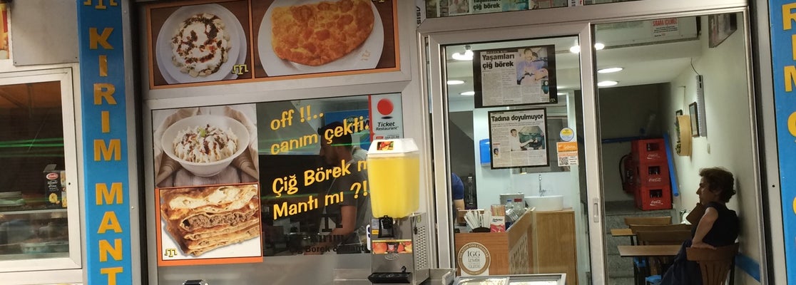 Kırım Çiğ Börek Mantı Konak�ta Börekçi