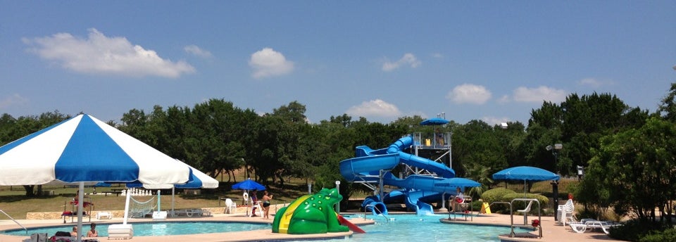 lakeridge pool
