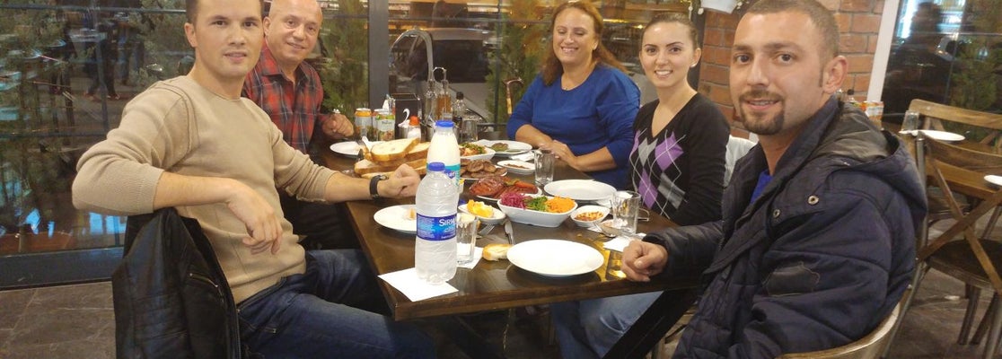 Bilgiçler Et &amp; Köfte &amp; Kasap &amp; Kahvaltı Salonu 27 tavsiye