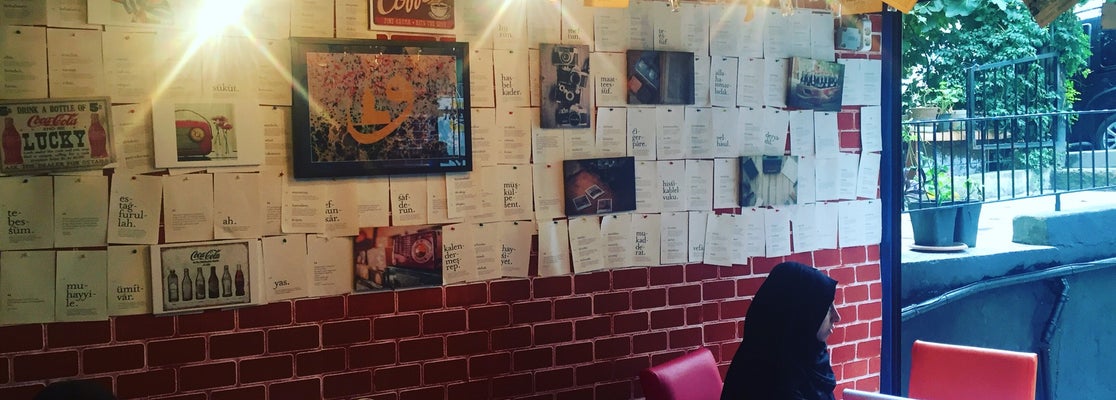 Vav Kahve Üsküdar 3474 ziyaretçidan 31 tavsiye