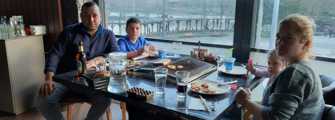 Bahçeşehir Mangal Bahçeşehir 1.Kısım�da Steakhouse Bahçeşehir Mangal Bahçeşehir 1.Kısım�da Steakhouse