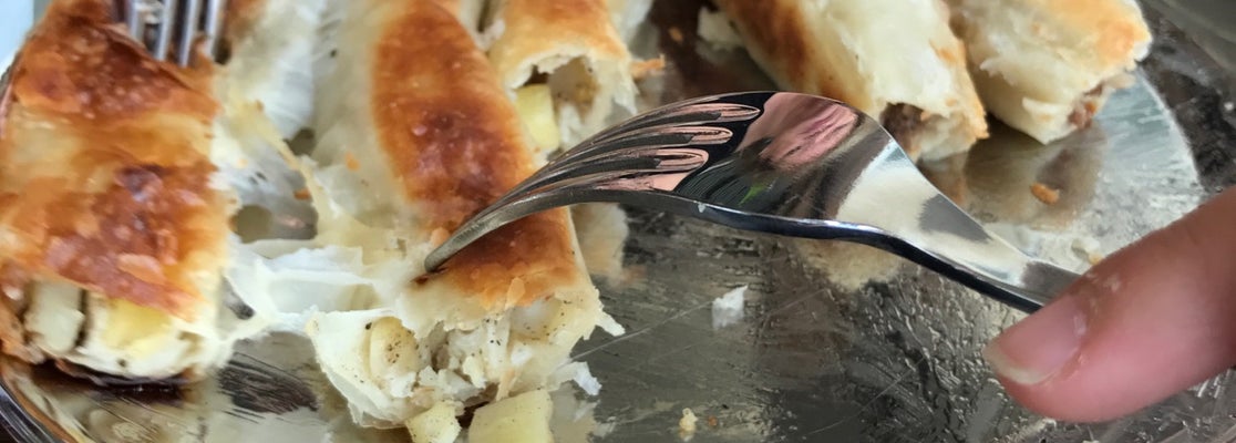 Burek Fevkalâde Boşnak Böreği Bayraklı, İzmir