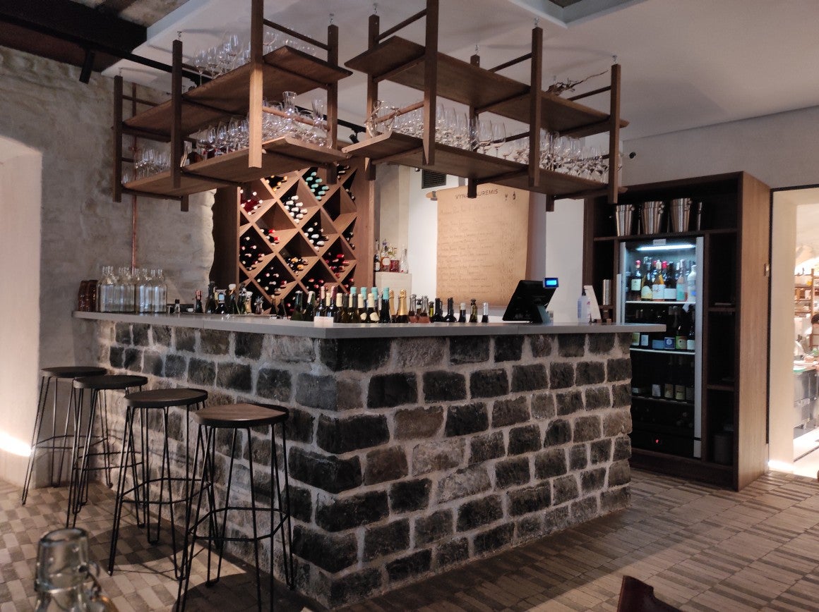 wine-bar