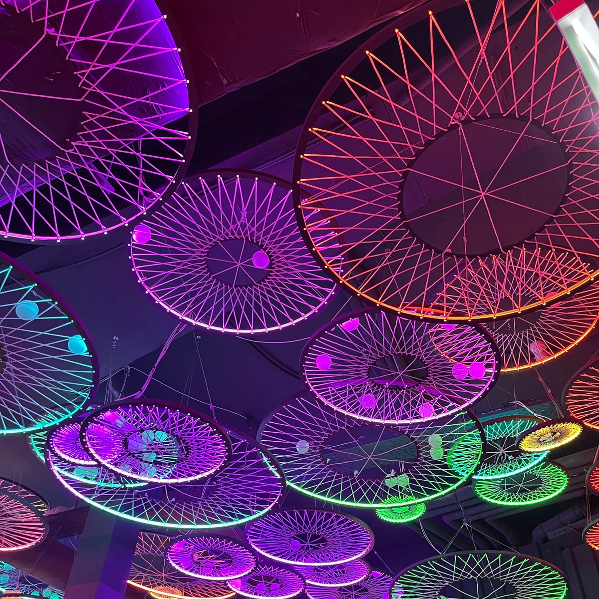 IKONO Immersive Erlebnis Eintrittskarte – Bild 2