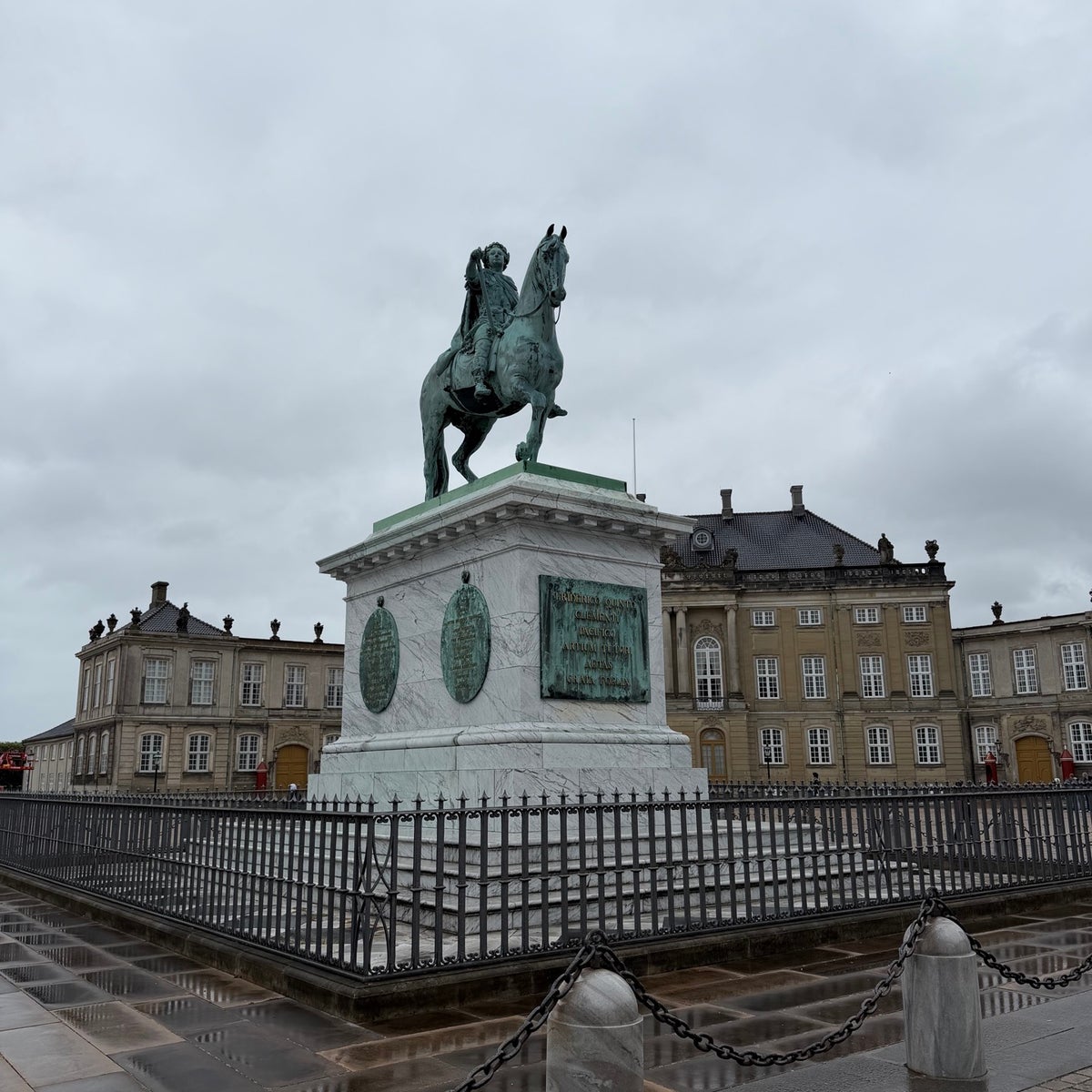 Mord-Rätseljagd am Schloss Amalienborg – Bild 1