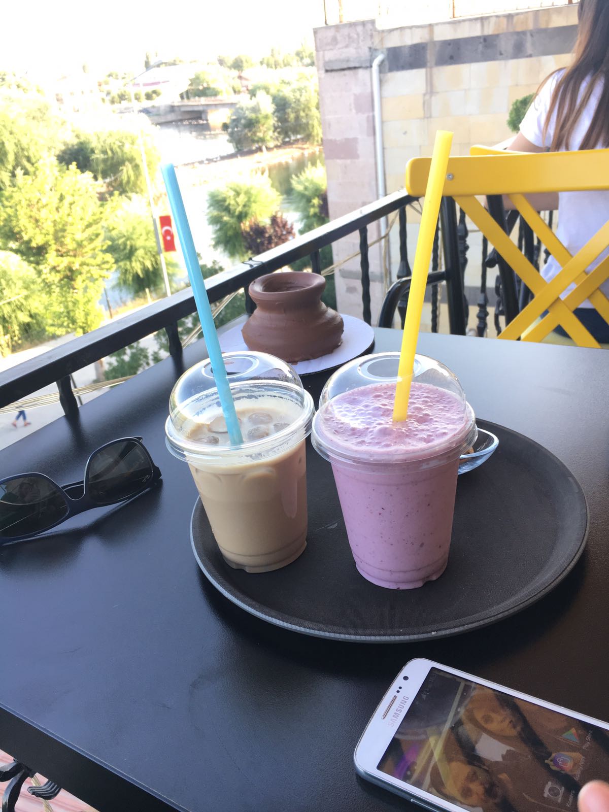 coffee-shop