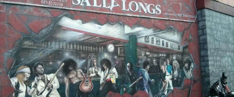Sally Longs Rock Bar