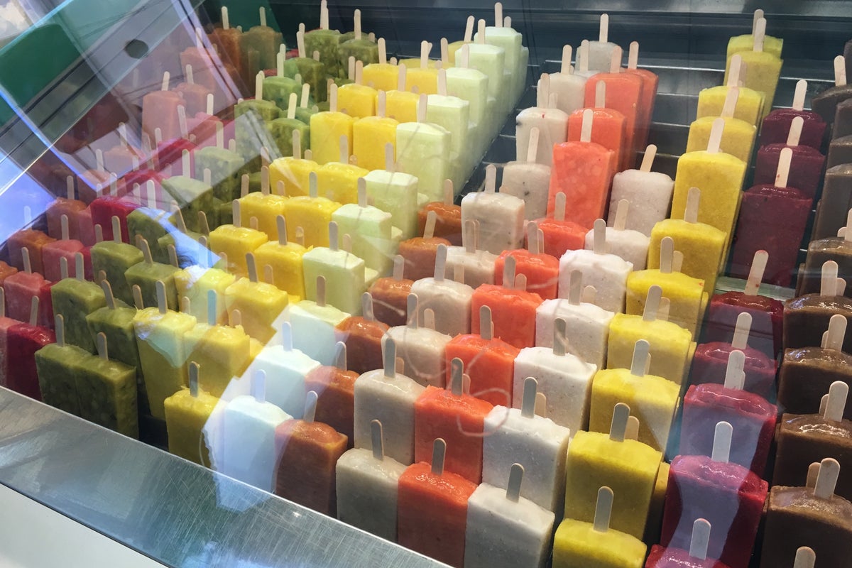 Mateo's Ice Cream & Fruit Bars 1250 S Vermont Ave 105, Los Angeles