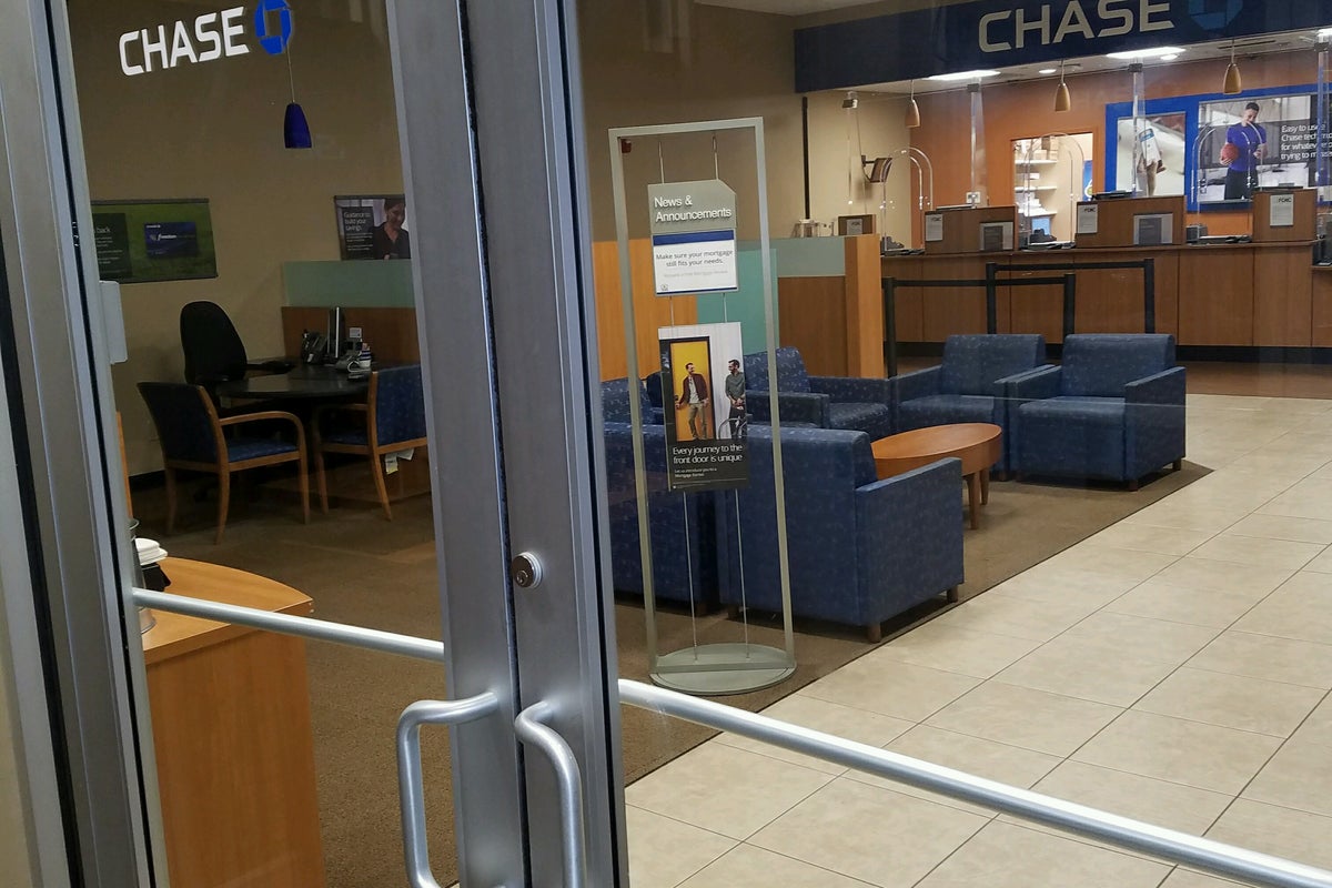 Chase Bank - 2079 S Hairston Rd, Stes F And G, Decatur