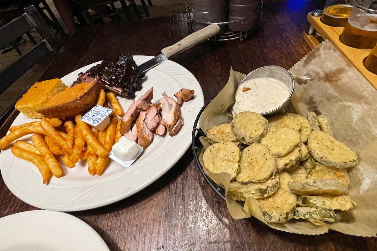 Blue Tractor BBQ & Brewery 207 E Washington St, Ann Arbor