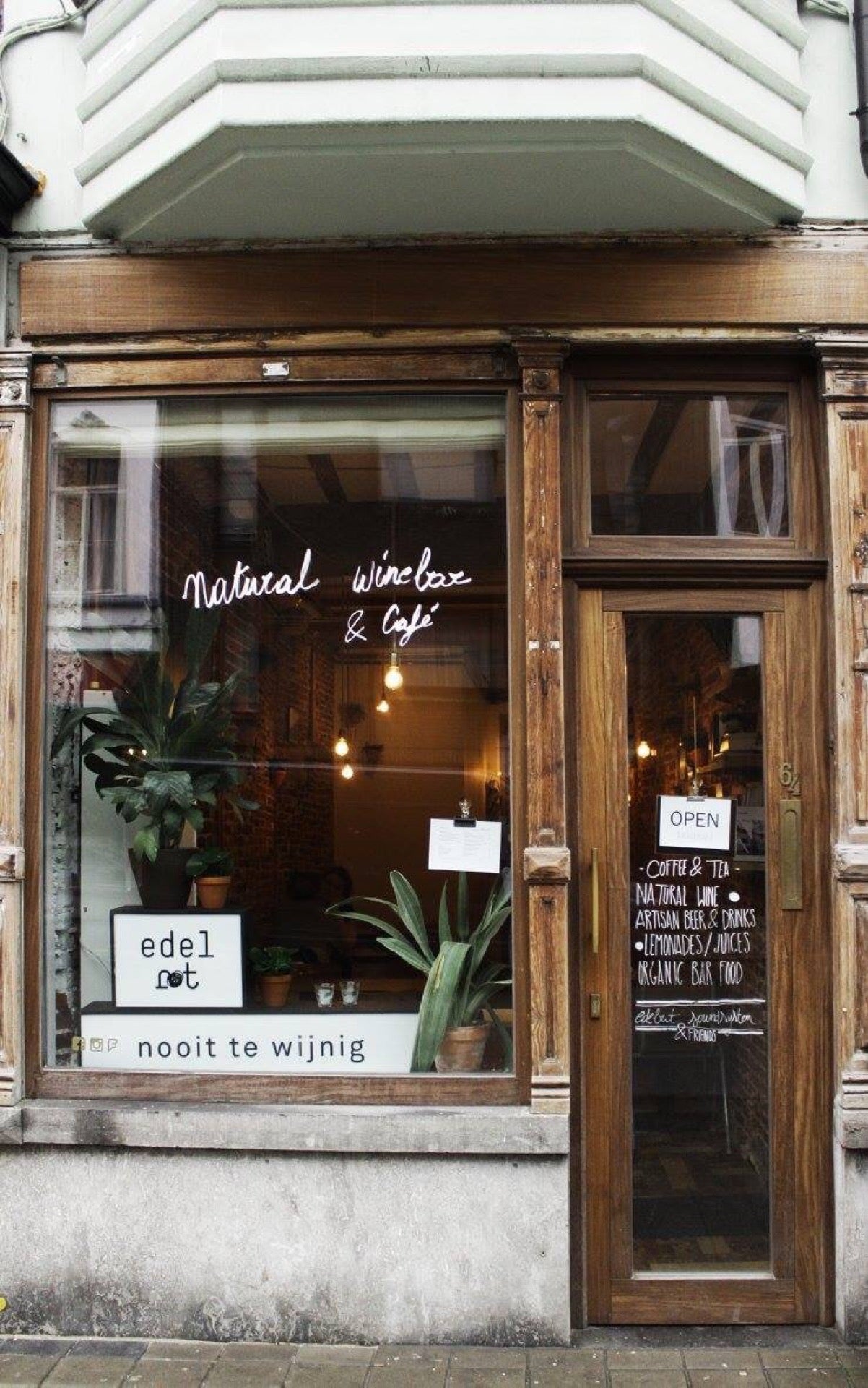 wine-bar