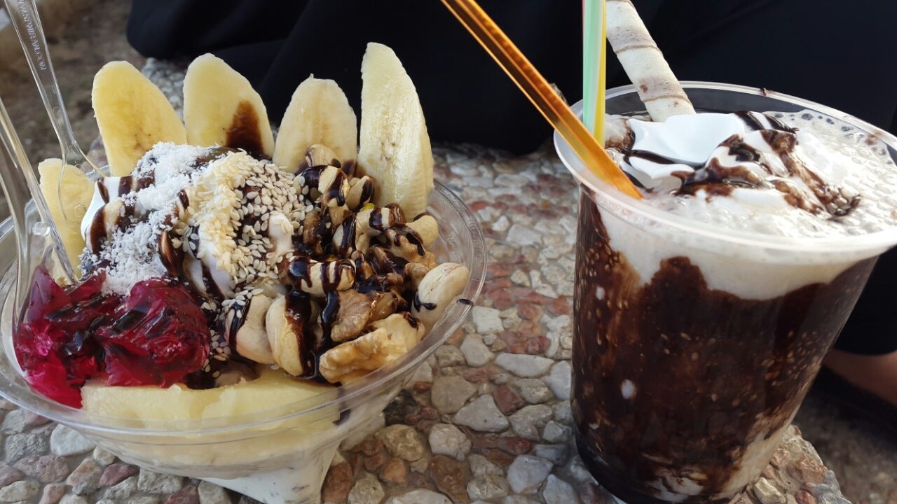 ice-cream-shop