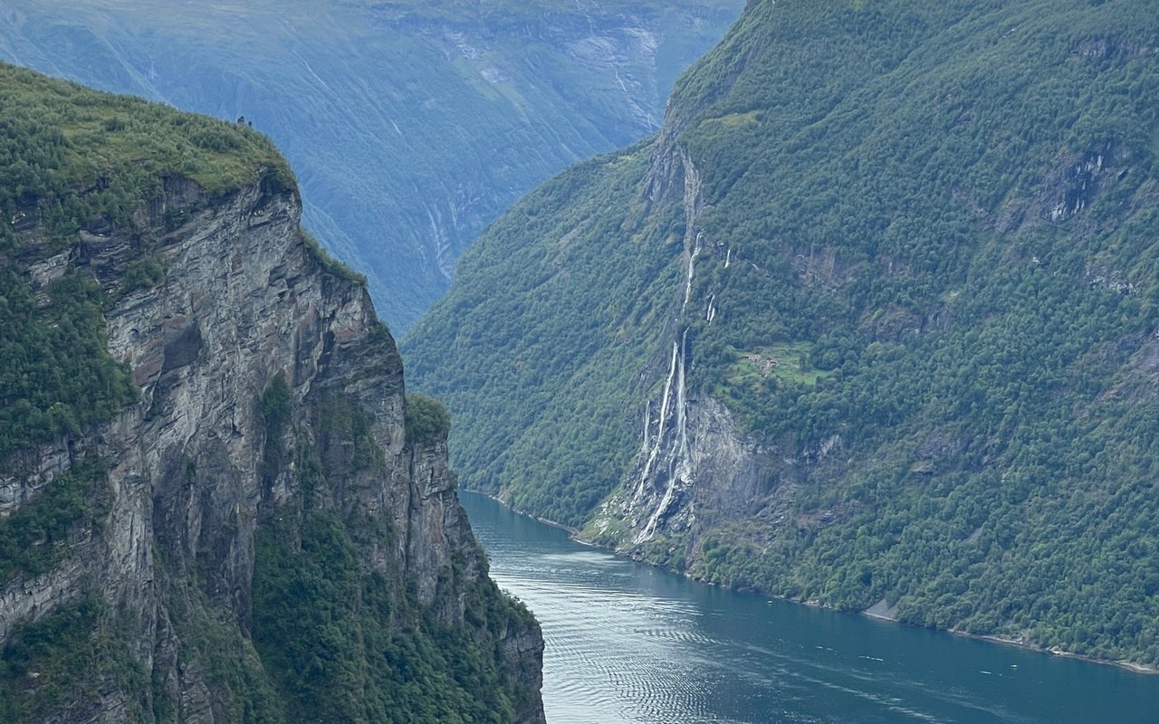 Seven Sisters Waterfall