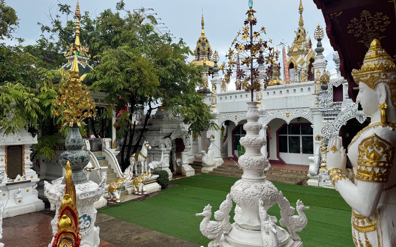 Wat Ming Mueang (วัดมิ่งเมือง)