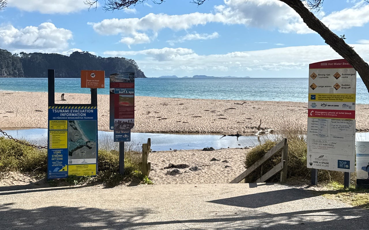 Hot Water Beach
