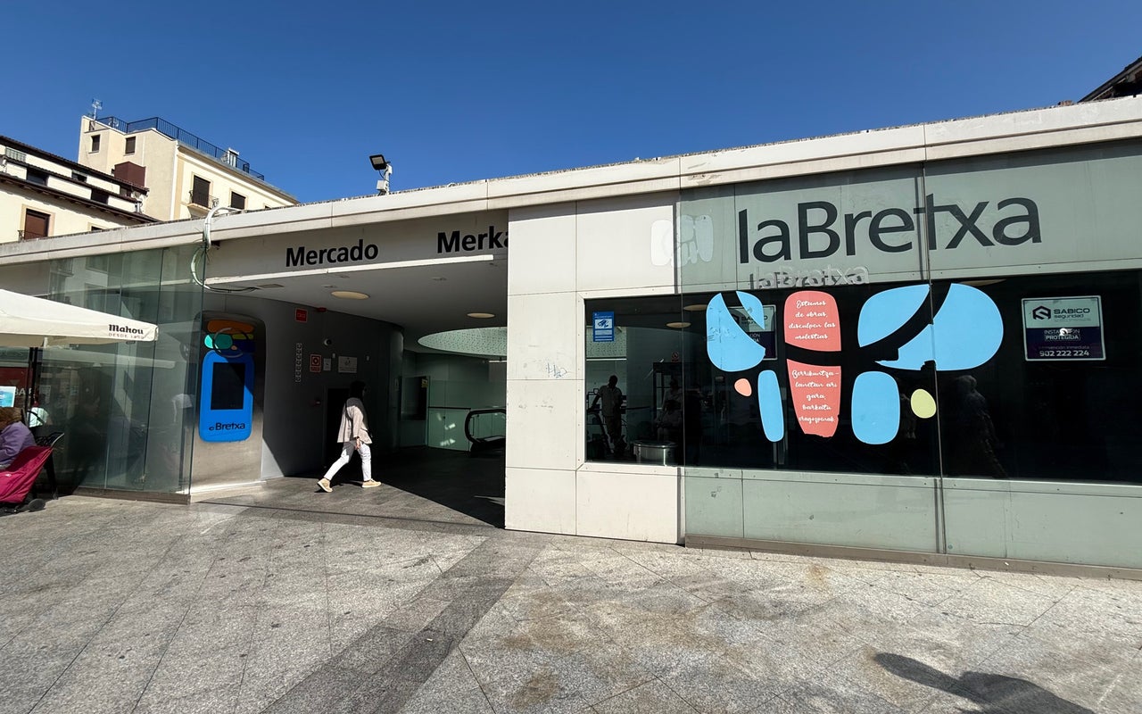 Mercado de la Bretxa