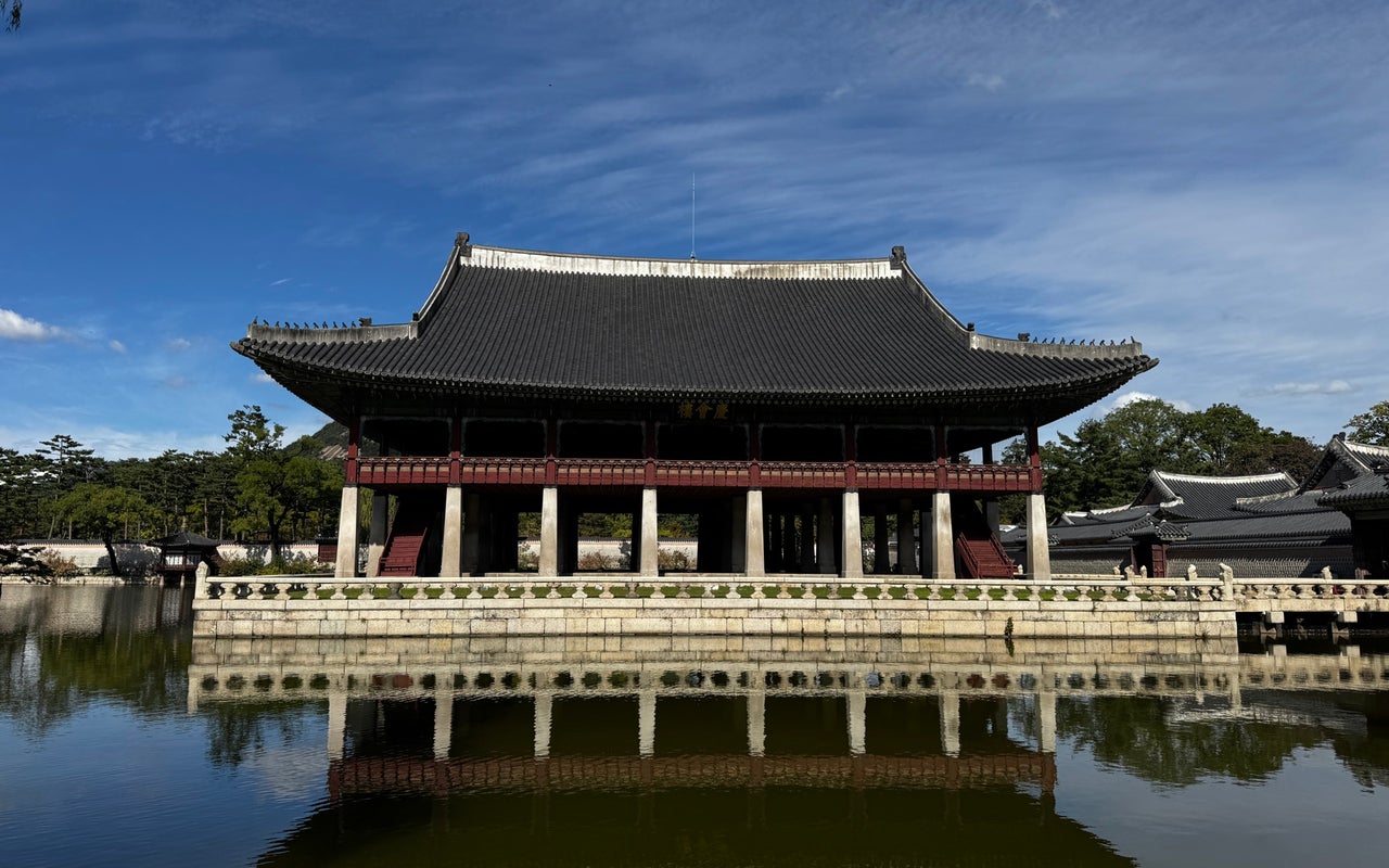 Gyeongbokgung Palace (경복궁)