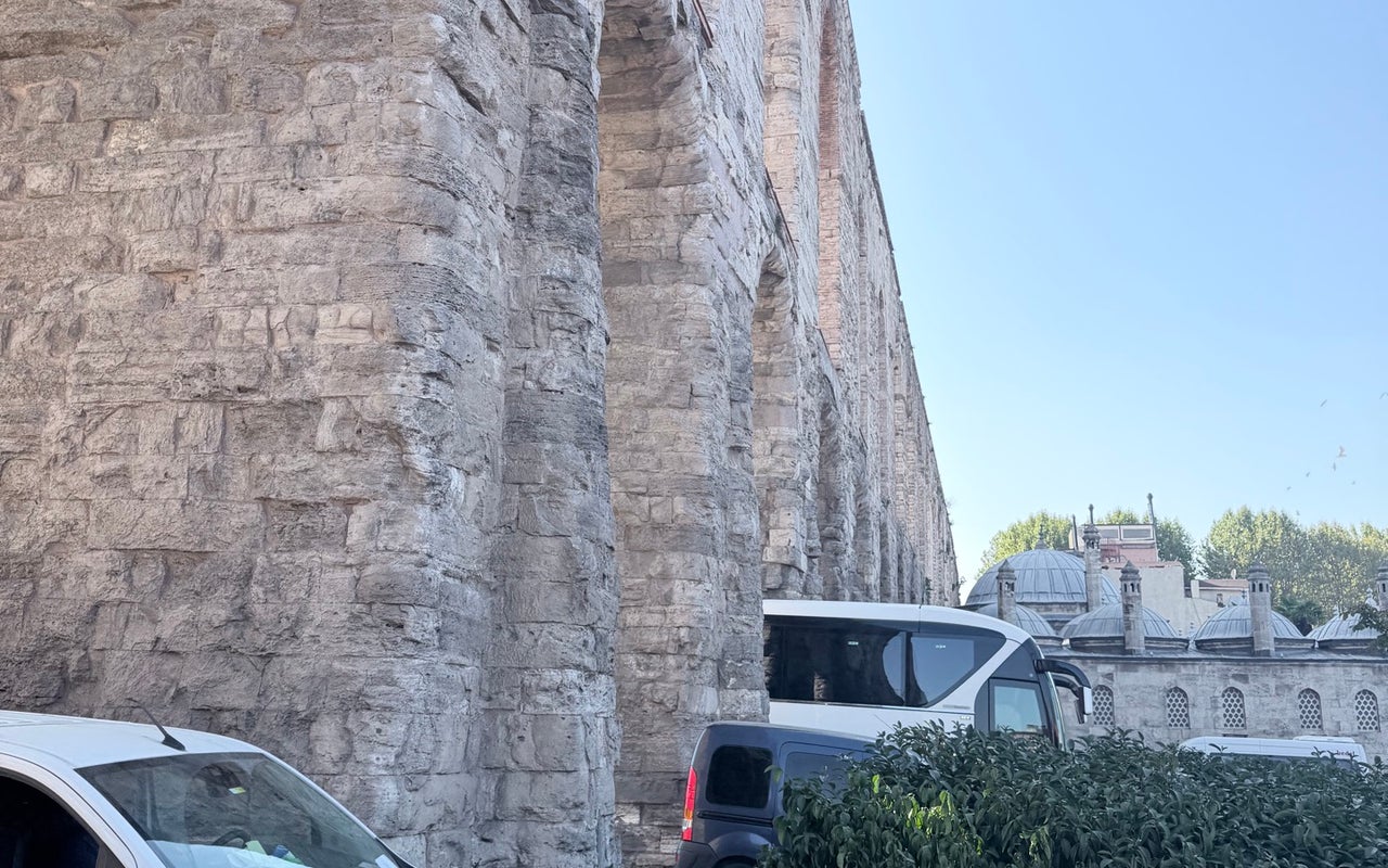 Valens Aqueduct (Bozdoğan Kemeri)