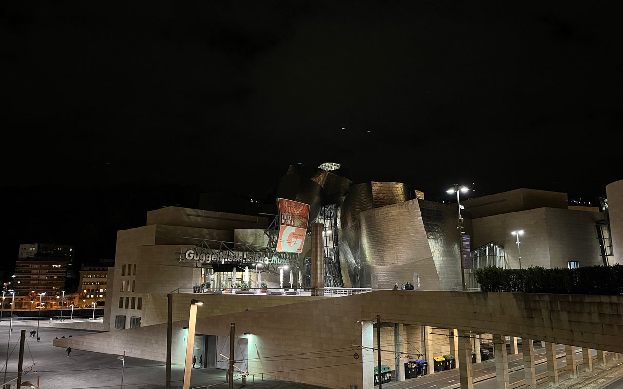 Guggenheim Museum (Museo Guggenheim)