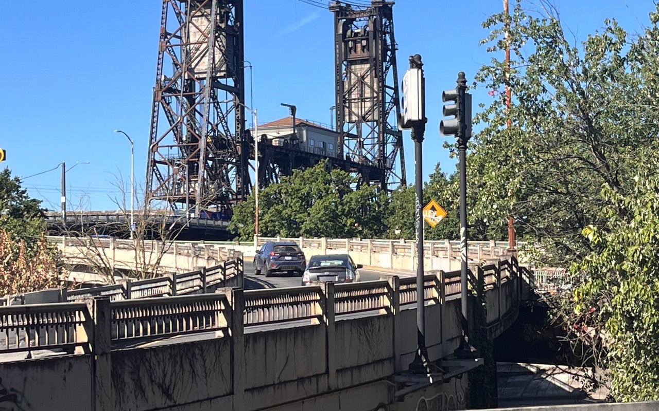 Hawthorne Bridge