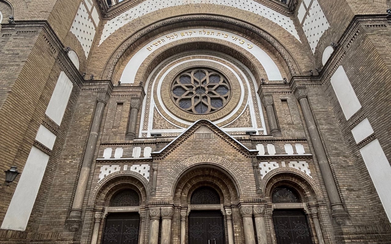 Novosadska Sinagoga