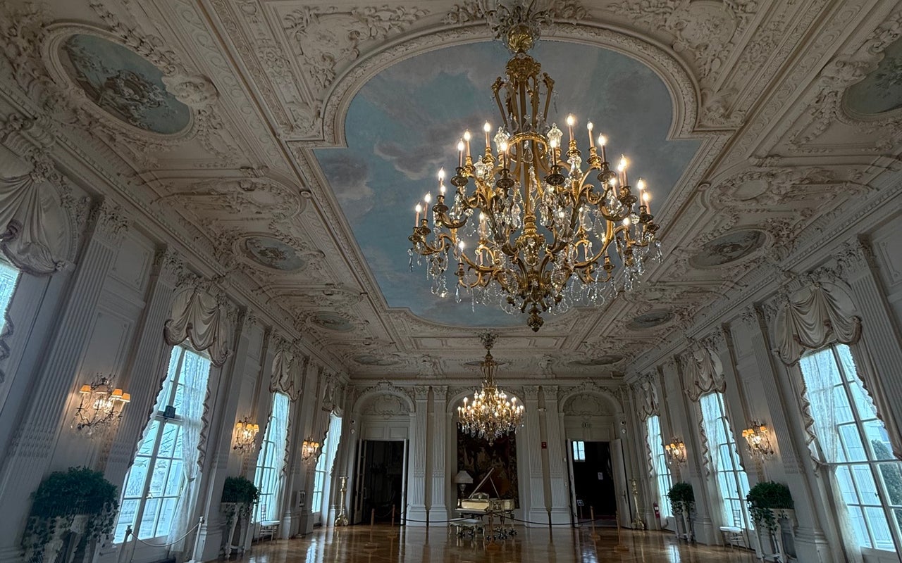 Rosecliff Mansion