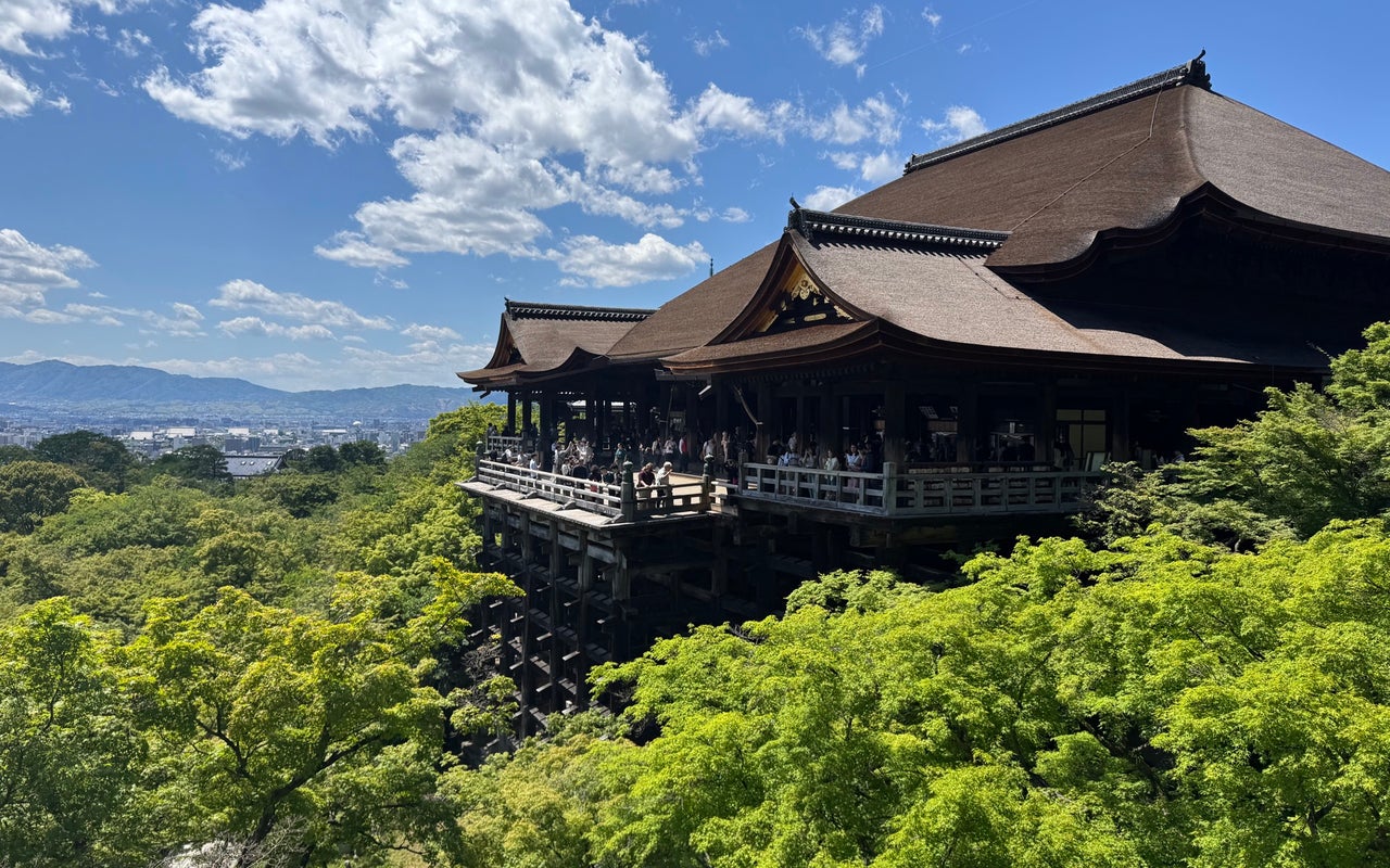 Kiyomizu-dera Temple (清水寺)