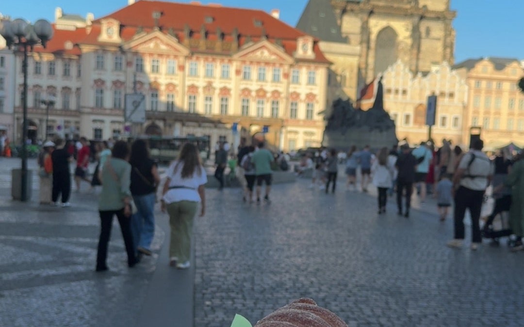 Old Town Square (Staroměstské náměstí)