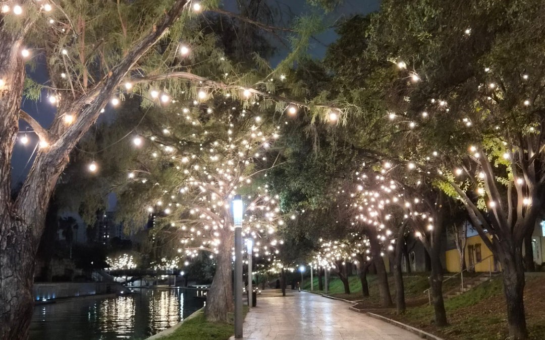 Santa Lucía Riverwalk (Paseo Santa Lucía)