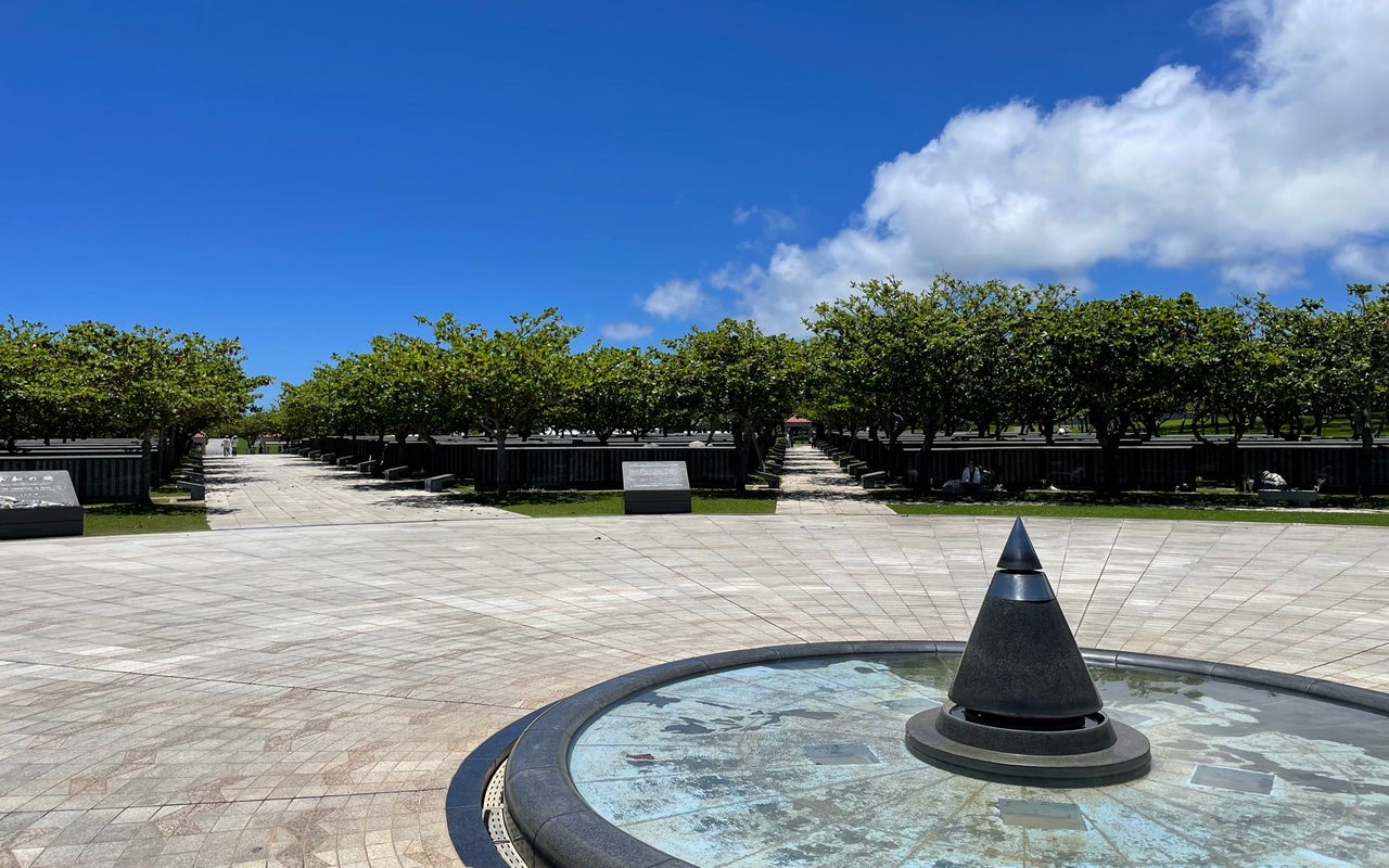 Peace Memorial Park (平和祈念公園)