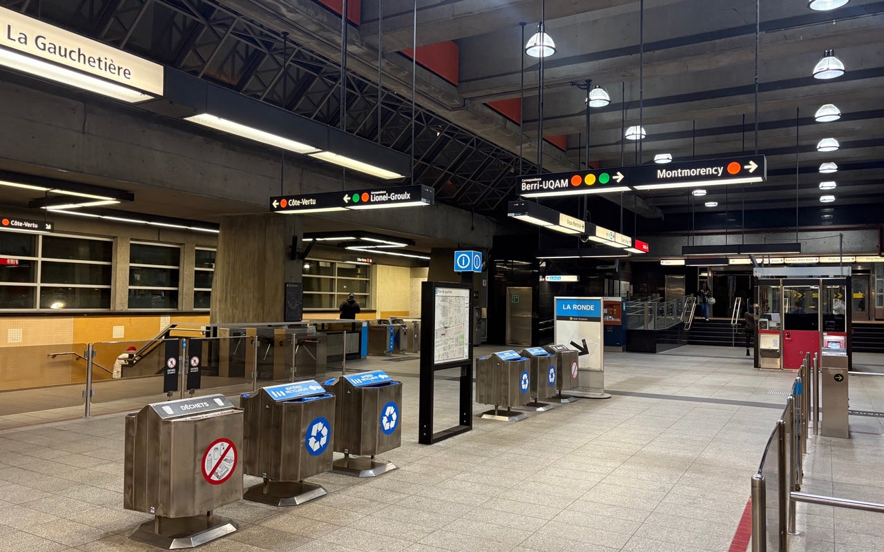 STM Station Place-d'Armes