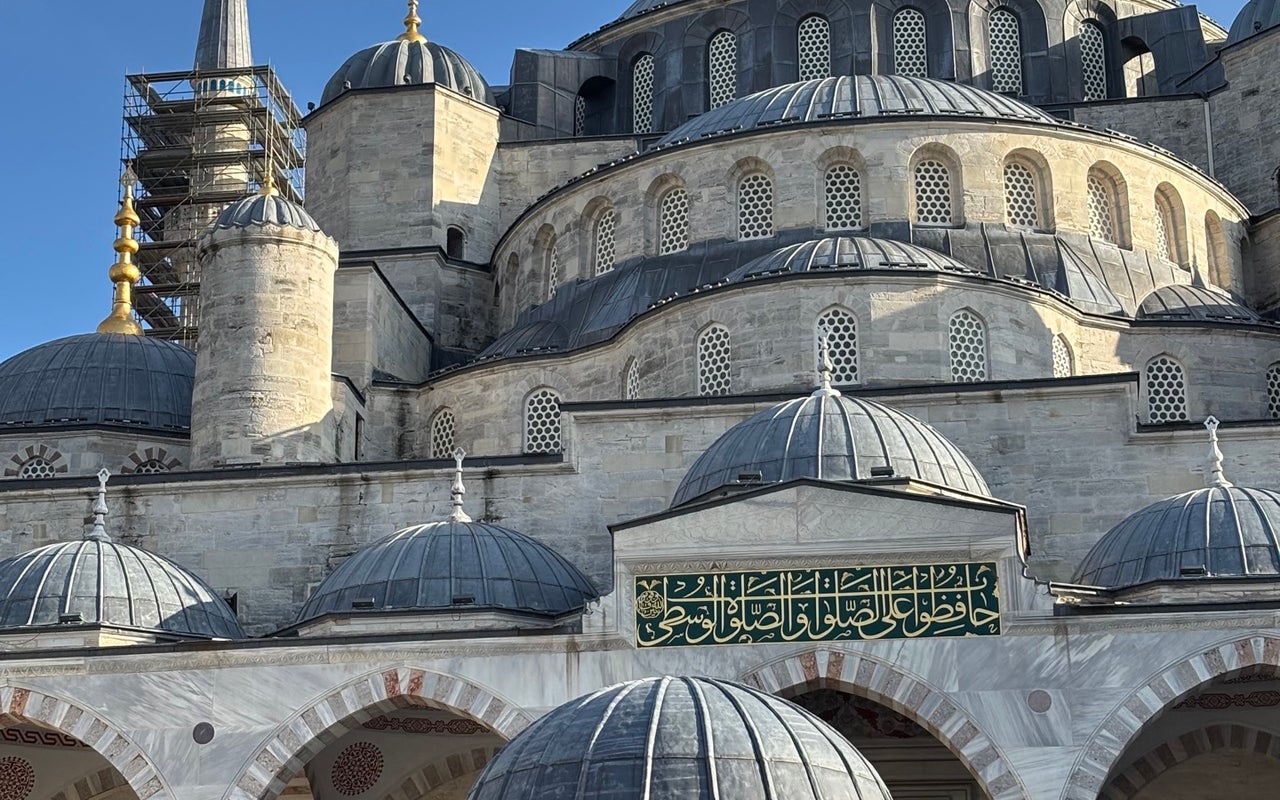 Blue Mosque (Sultan Ahmet Camii)