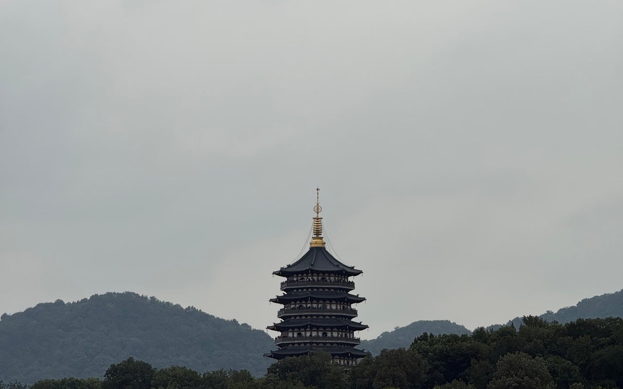 West Lake (西湖)