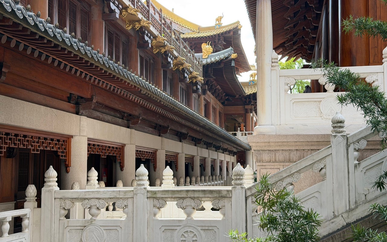 Jing'an Temple (静安寺)