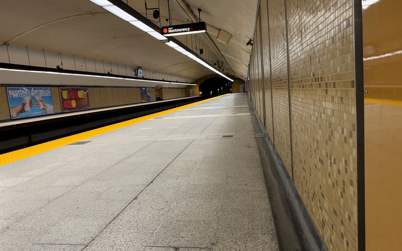 STM Station du Square-Victoria—OACI