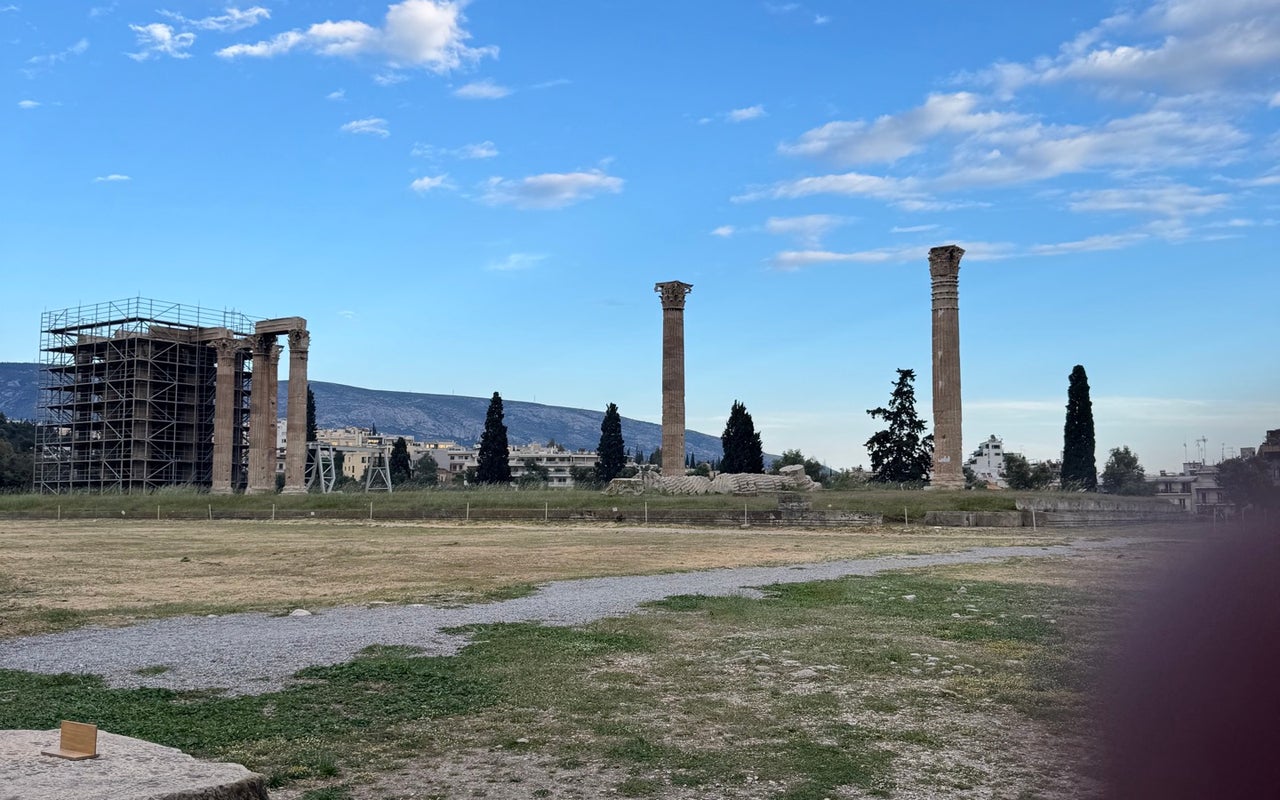 Temple of Olympian Zeus (Ναός Ολυμπίου Διός)