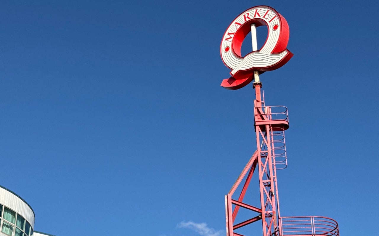 Lonsdale Quay Market