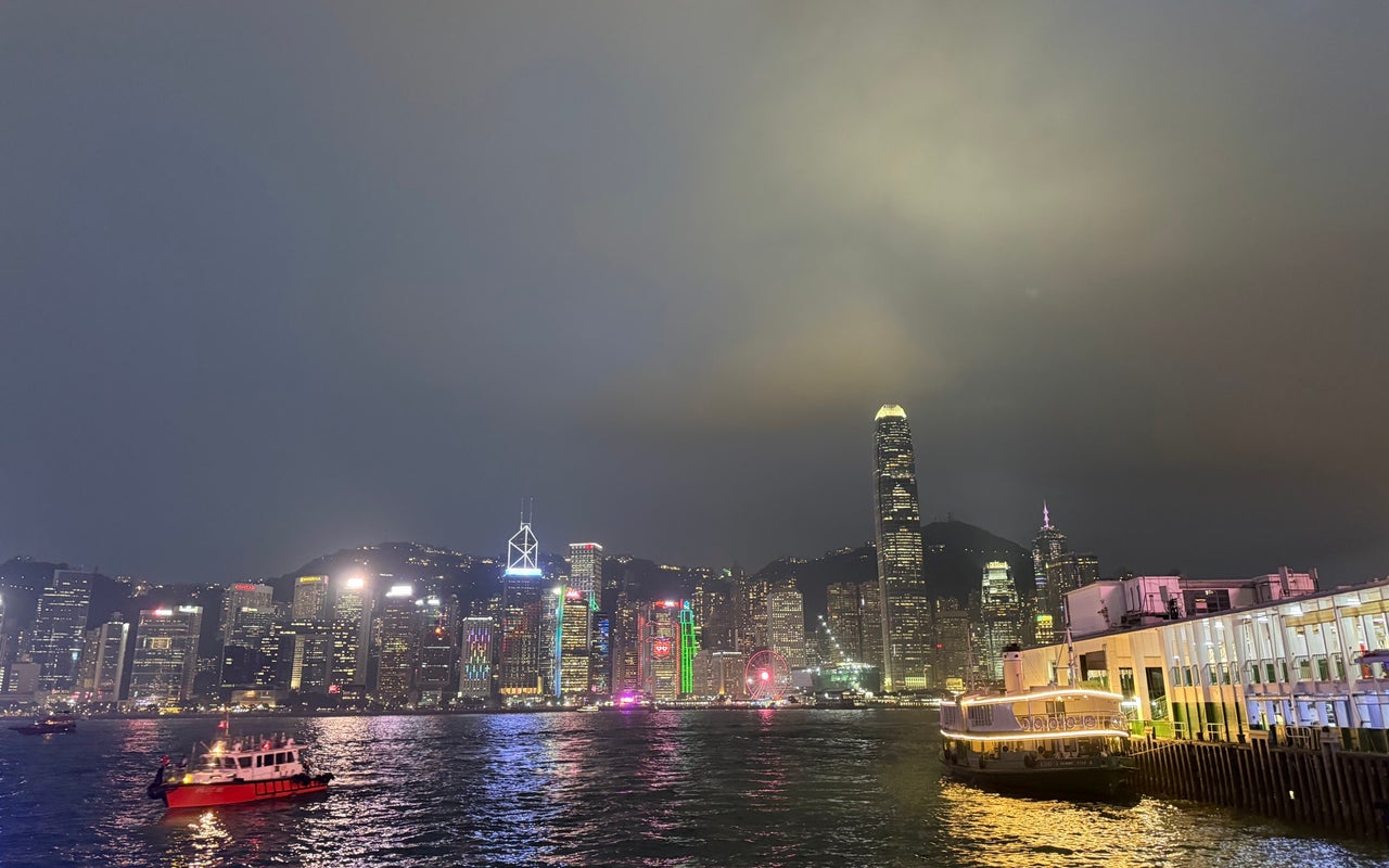 Star Ferry Pier (Tsim Sha Tsui) (天星渡輪碼頭（尖沙咀）)